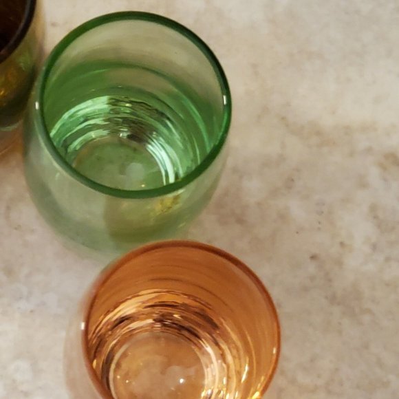 Set of 4 Colored Hand Blown Shot Glasses barware Korea art glass 2.25" - Picture 5 of 7